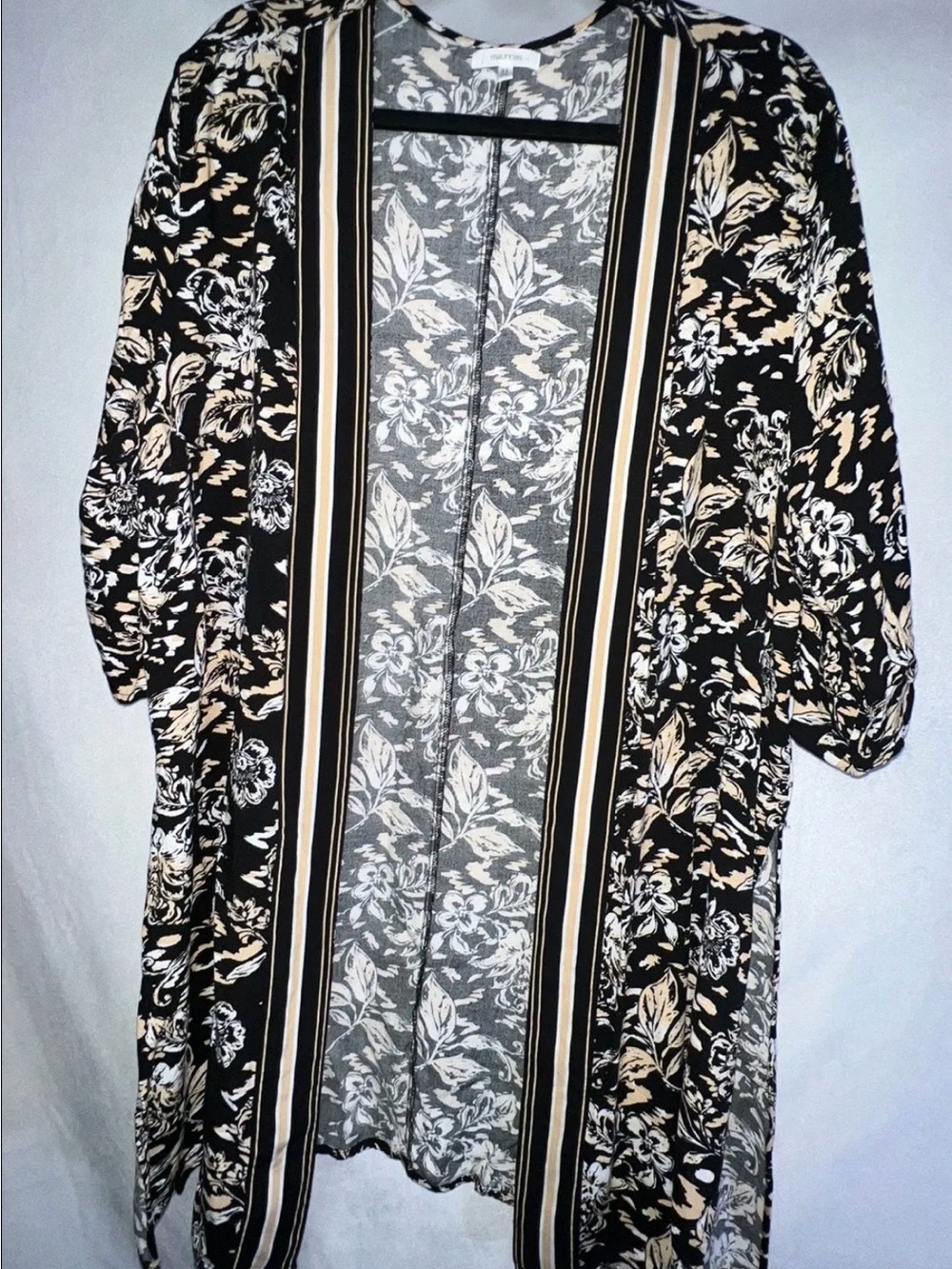 Maurices XL Rayon Black & Cream Floral Kimono PTP 25"